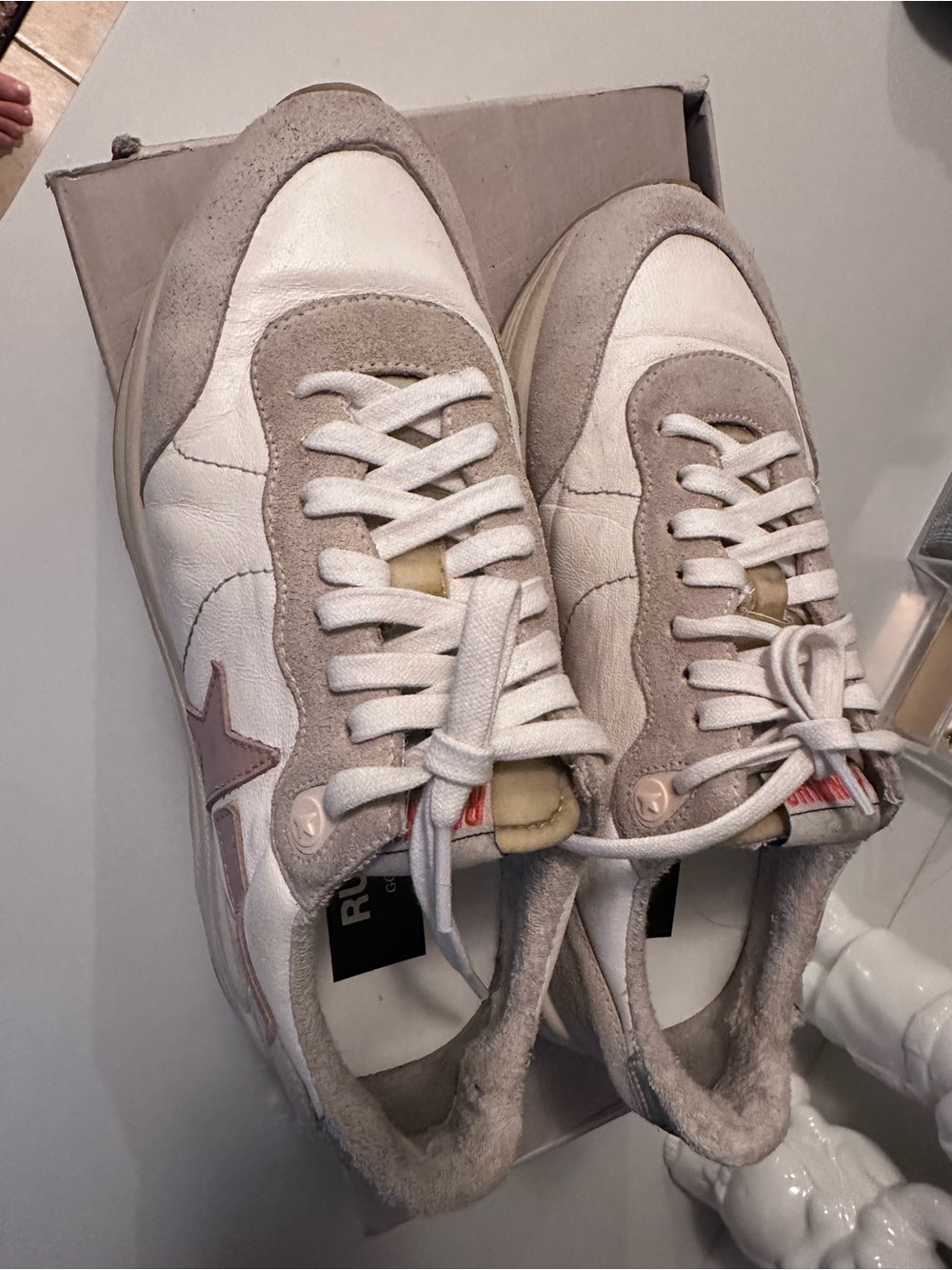 Golden Goose White / Silver Seed Pearl Box Label